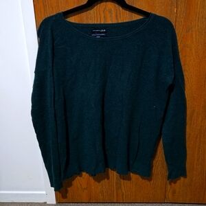 Long sleeve green sweater